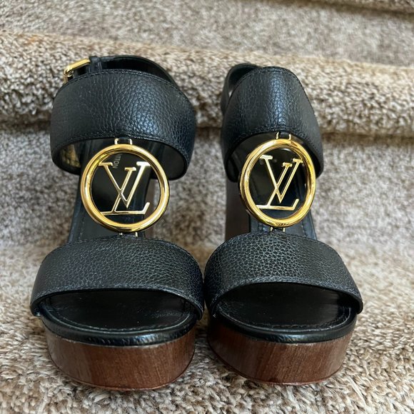 LOUIS VUITTON Calfskin Vedette Wedge Sandals - Picture 2 of 16